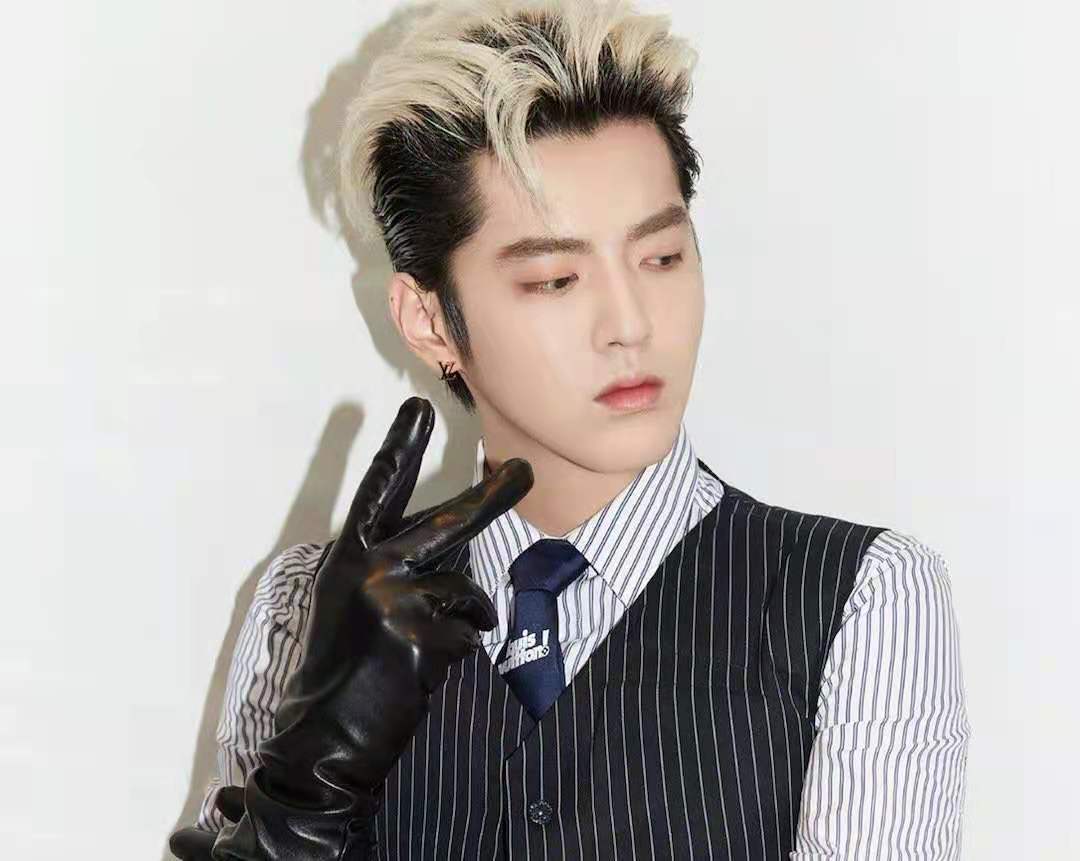 吴亦凡|吴亦凡“选妃”团队疑曝光!经纪人亲自挑选美女,粉丝也上阵帮忙