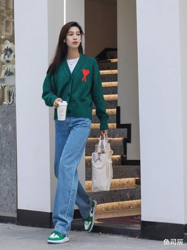 鱼司辰 谁说阔腿裤烂大街?不尝试这四种搭配,显高显瘦不再是梦