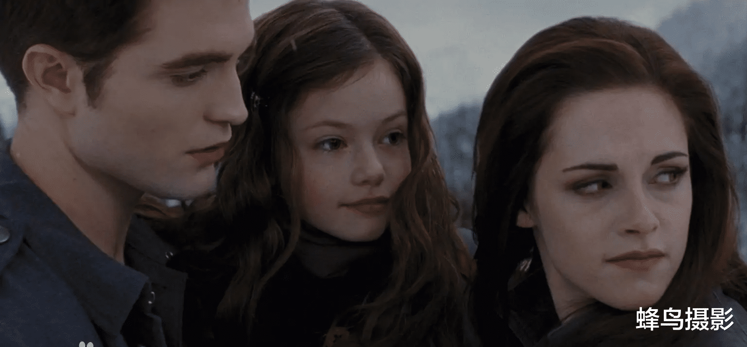 美丽|18张对比照看那些，因美丽成名的孩子们，他们现在怎么样了？