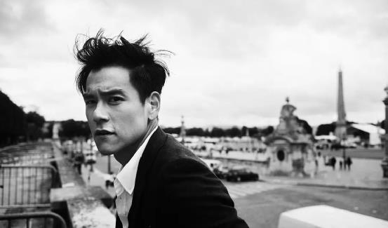 胡歌|《仙剑》16年，月如嫁富豪，紫萱开启傻白甜，他却毁容无缘主角