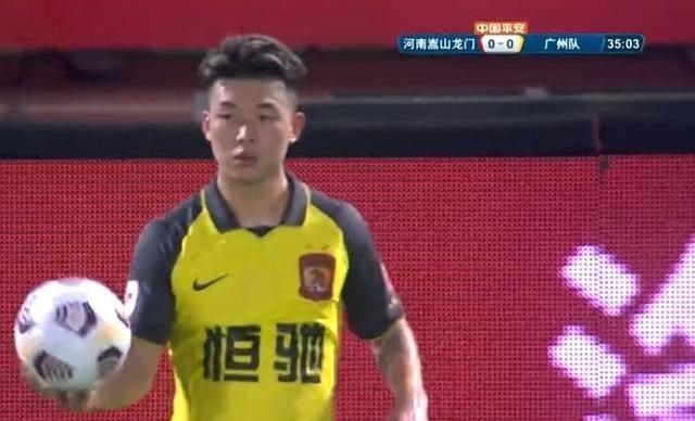 憨爸爸育儿|高准翼左边路制造威胁,艾克森终于打破僵局,广州队1-0嵩山队