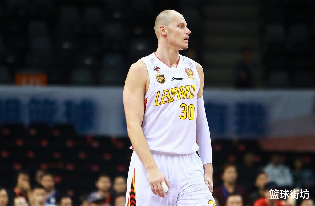 上海男籃|中國籃壇重磅消息，超級外援空降CBA，和NBA名帥聯手沖擊季后賽