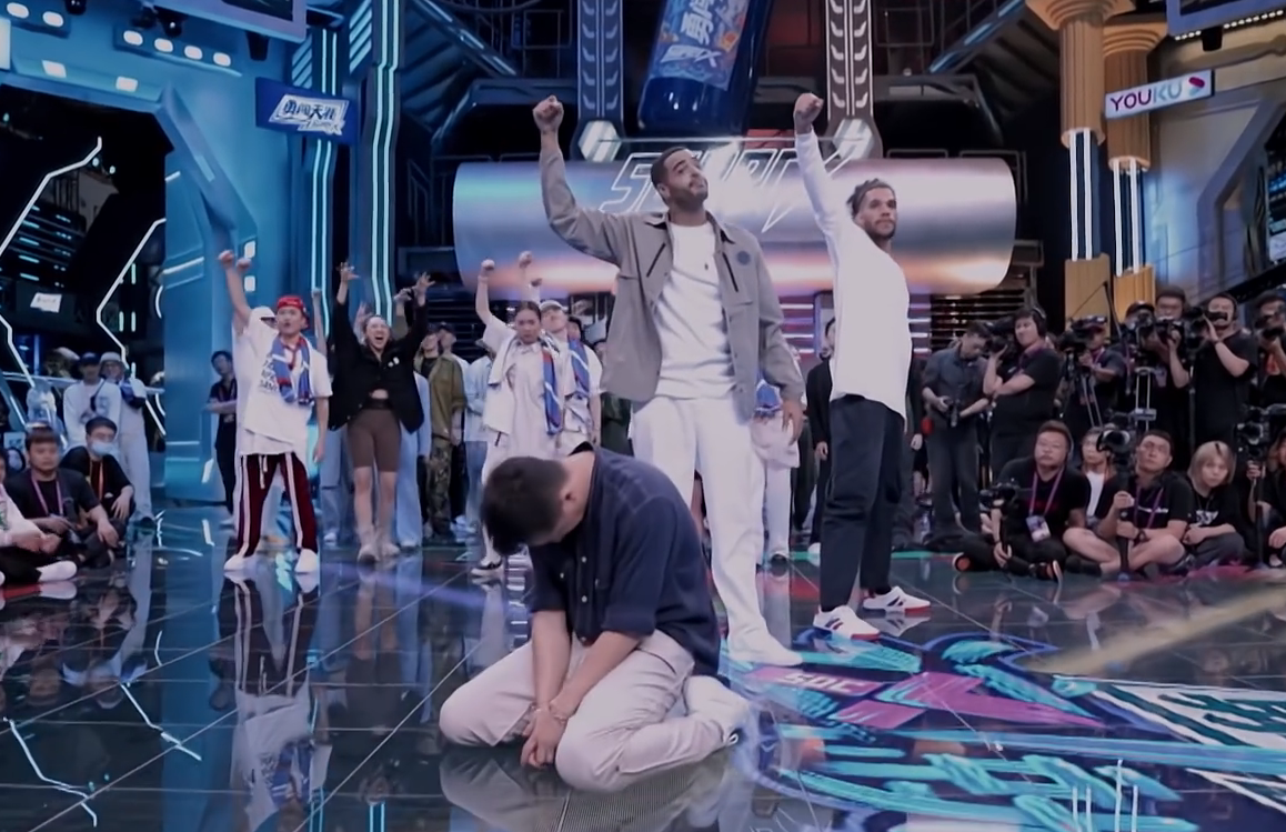 韩庚|《街舞4》韩庚，你学“精”了啊，用最温柔的话拿最“狠”的分！