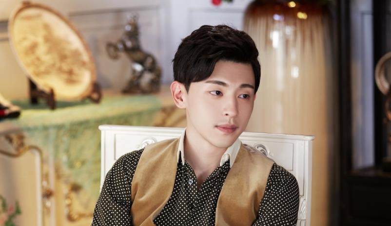 芒果台|积压2年上线芒果,满屏五星,播放破25亿,这剧凭啥这么“拽”?