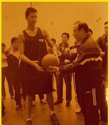 易建聯(lián)|易建聯(lián)：一個(gè)失敗的領(lǐng)袖，然而跟腱斷裂后仍無懼挑戰(zhàn)