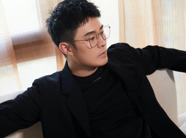 陈赫|陈赫到底有多低调？表舅是陈凯歌不算啥，亲舅舅才是真的家喻户晓