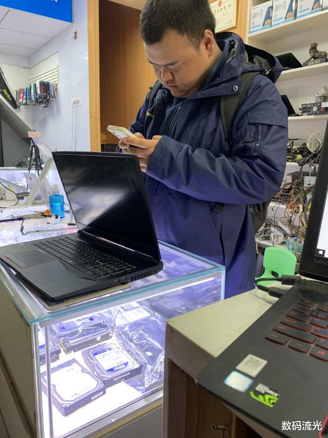 原创|快被客户气疯了，修电脑A面报价100嫌贵，客户：就软化几个柱子！