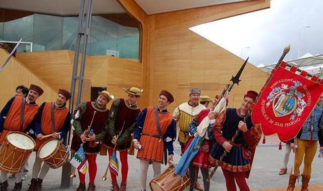 西藏 第一个对中国免签的国家，是少见“国中国”，我国游客却很少前往