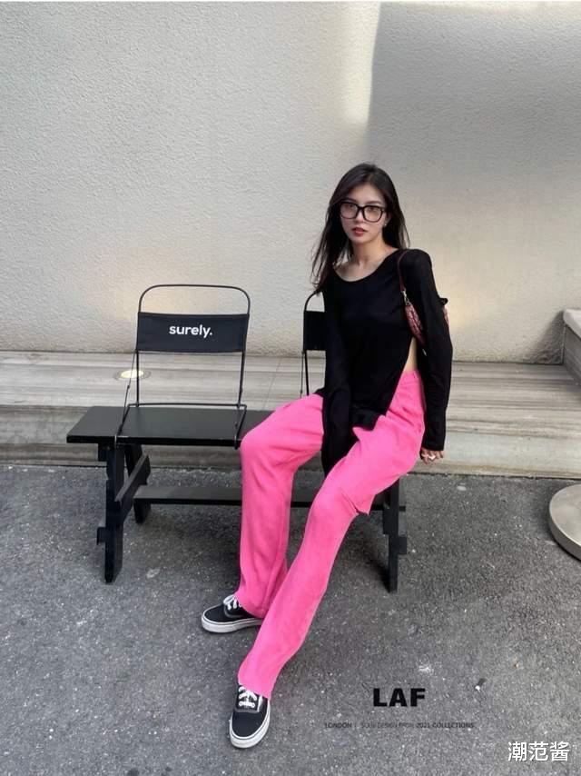 潮范酱|夏秋之交不知道怎么搭配过渡？巧妙运用层次感，把握诱人魅力