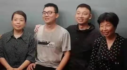 易烊千玺|田静提及三胎问题，因弟弟的言论引争议，姚威用阿姨称呼杜妈