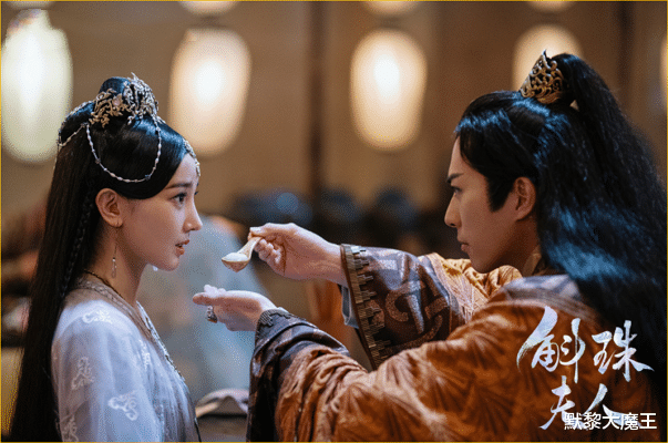 古装剧|腾讯又一古装剧爆火，上线一天播放就破2亿，熬夜狂追6集不过瘾