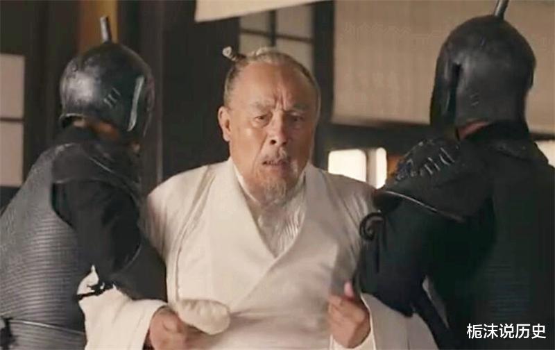 西晋|曹操为何坚持杀神医华佗？12年后发现，曹操的做法或许是对的