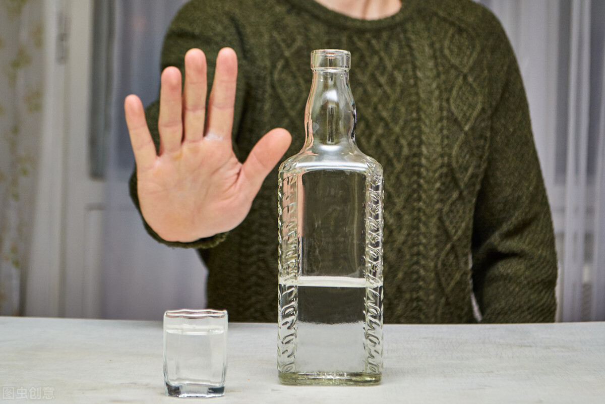 肝脏|肝功能“稀烂”的人，脸上若有这3种“异常”，请及时养肝