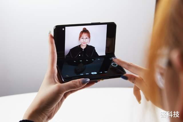 快手视频|不支持悬停快乐少一半!亲测将OPPO Find N玩出新花样