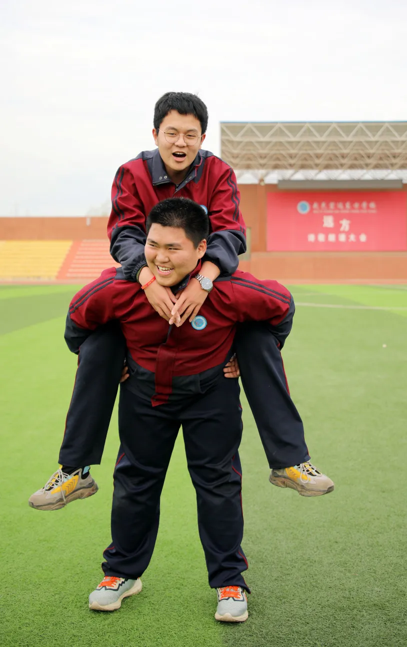 圈衡水 与其难而退，不如迎难而上