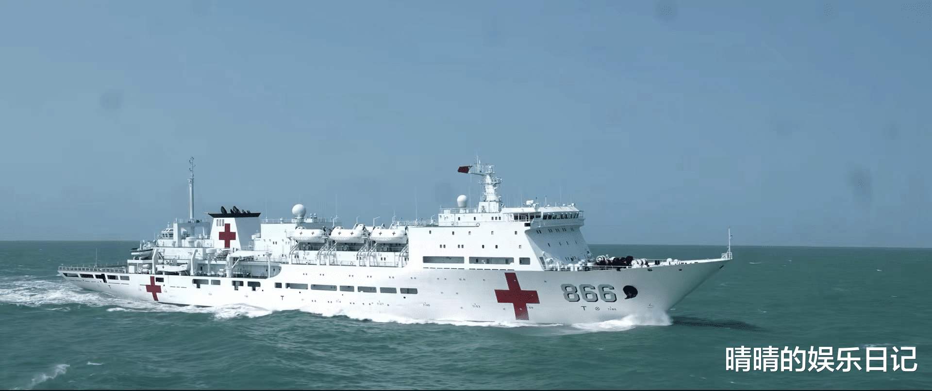 迪丽热巴|《和平之舟》口碑炸了，首播2集收视率稳坐第一，央视又一王牌？