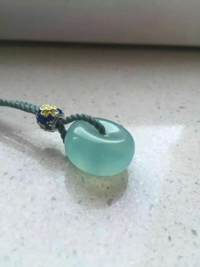 翡翠|颜值超高的“天青冻”竟是晴水翡翠的替身？