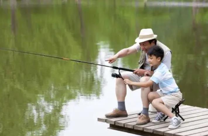 |钓鱼小药都是骗人的玩意？20年老钓手坦言：没试过这4种别乱说