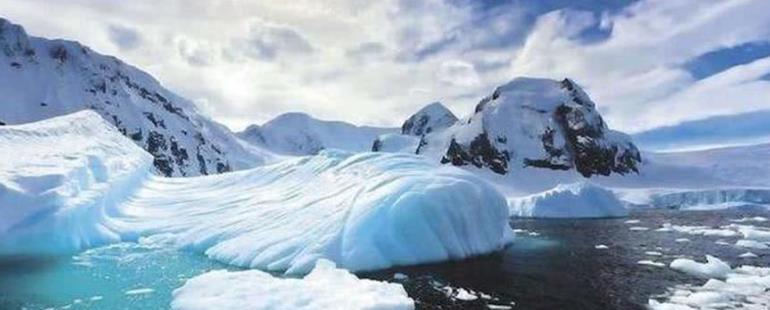 遗骸 西伯利亚永冻土融化,发现多种史前生物遗骸,人类该警惕了!