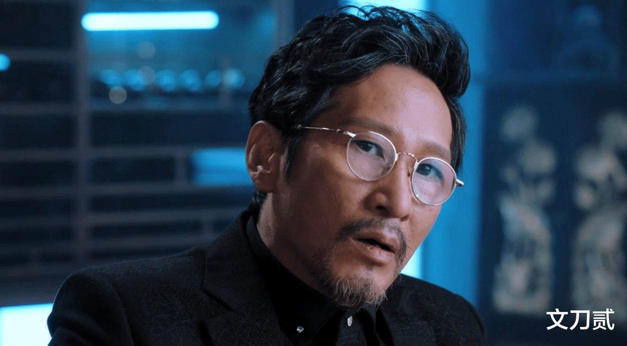 张晨光|晚节和脸都不要？张晨光流泪背后，撕下了畸形娱乐圈的遮羞布