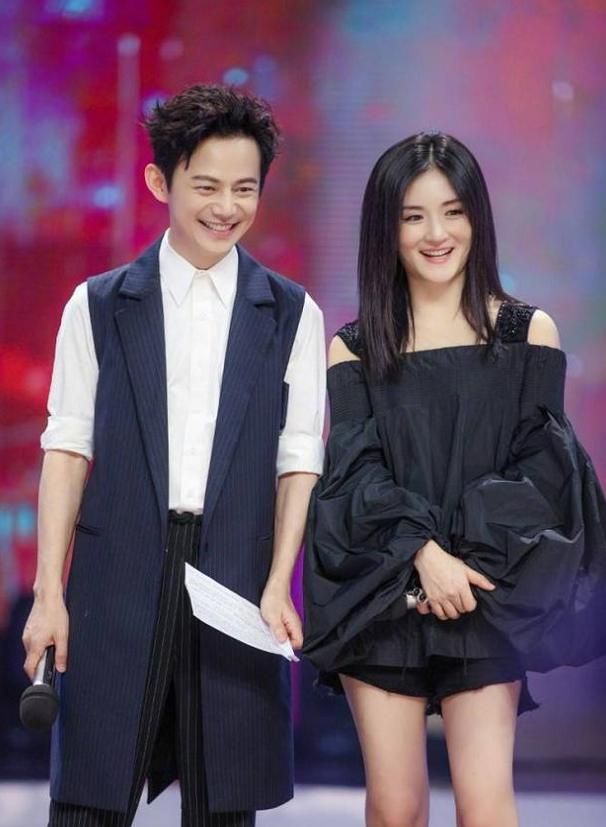 快乐大本营|24年快本终落幕，网友晒5年前现场照追忆：海涛很瘦，吴昕腿超细