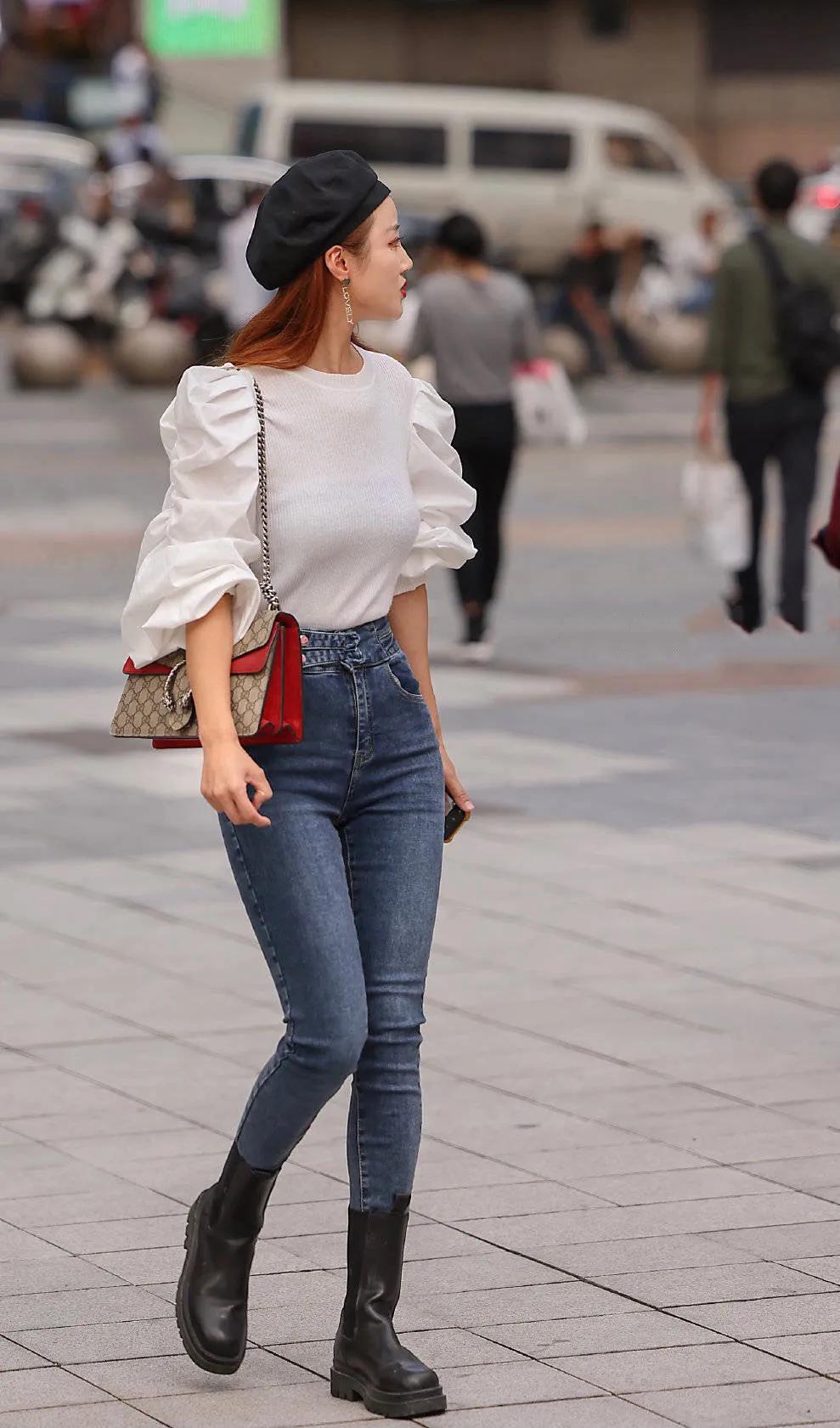 尚品控谈奢侈品|看街拍 学穿搭：选择Gucci酒神包的小姐姐 怎么搭配？