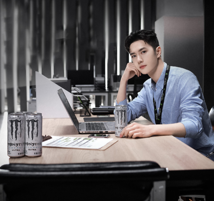 王一博|从完美爱豆到人设翻车，王一博的顶流人设还能撑多久？