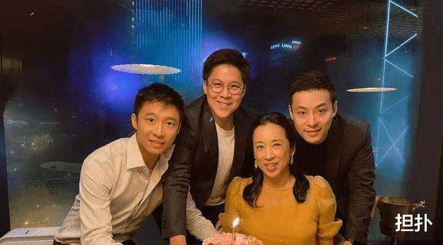 霍启仁|大哥是香港政界明日之星，二哥继承内地百亿生意，他却没什么成就