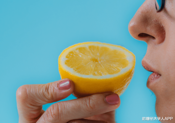 嗅觉之谜:大脑如何感知独特气味?