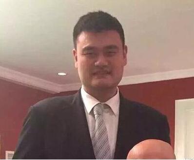 姑且慕容|体育圈为何有“不要跟NBA球星合影”的说法？