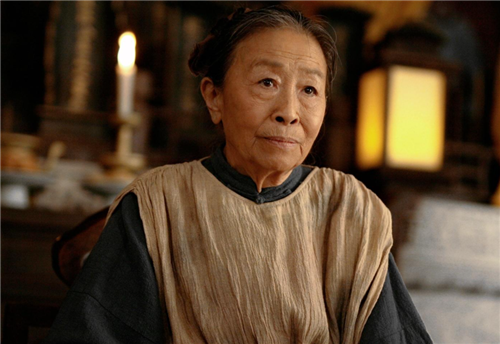 张少华|丑娘张少华自称年轻时是校花，本以为开玩笑，20岁照片曝光后惊艳众人