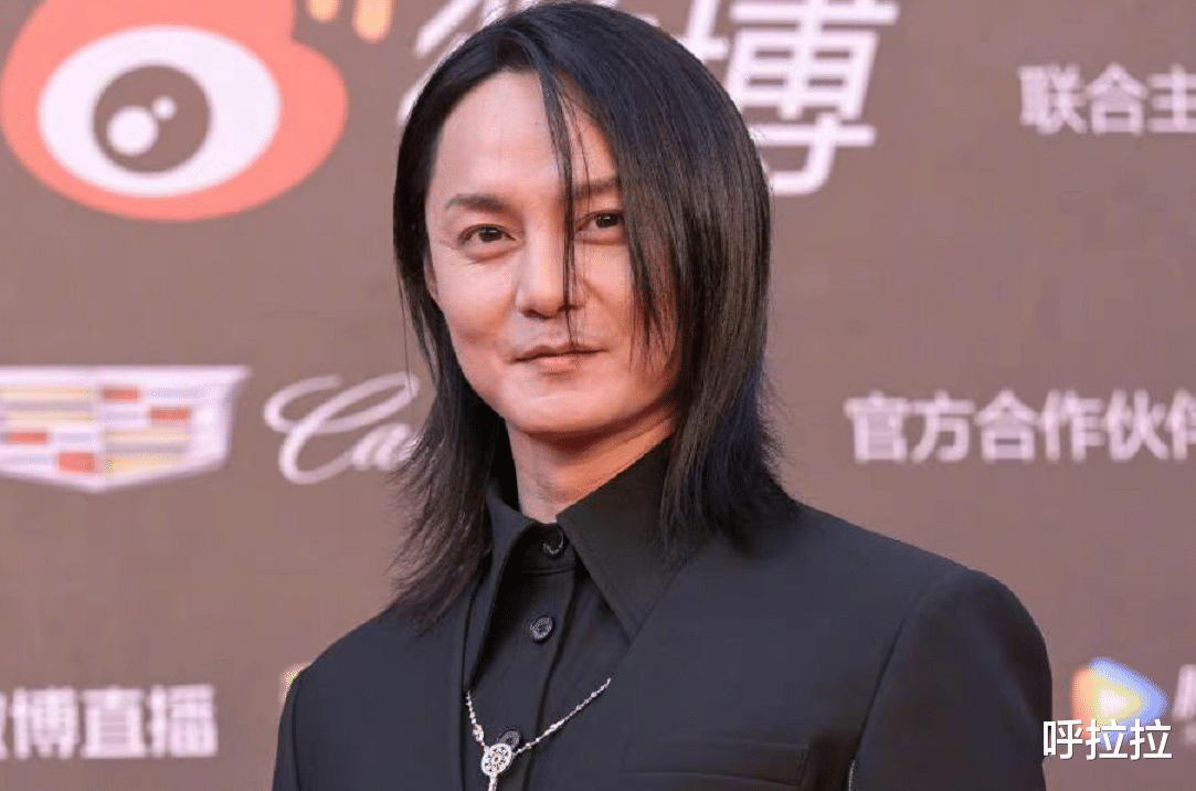 |尹正减肥没有成功?看起来很憔悴,还是要好好注意身体