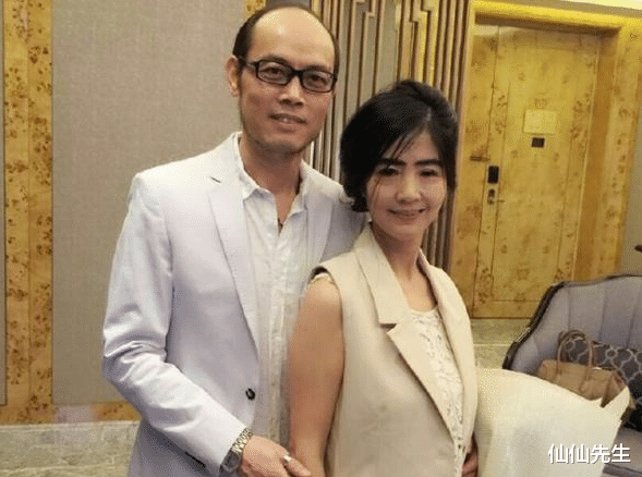 57岁大妈相亲不满55岁男子,理由令人咋舌:他年龄小,肯定有需求
