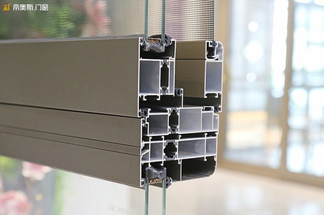 门窗大师|为什么封阳台要用断桥铝门窗? 断桥铝门窗与什么优点？