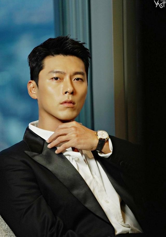 玄彬|玄彬2022年帅照释出！禁欲白西装VS坏坏黑皮衣，人格测验结果公开