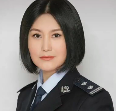 张潮|重案六组20年后重聚，张潮胡渣泛白，王茜缺席，总导演去世成遗憾