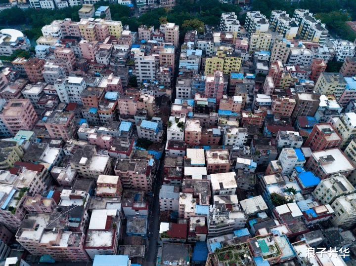 漯河|现在农村的人真奇怪，建了房买了房住不上，依然外出打工租房住