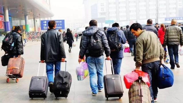 孔维静说 “返乡潮”没来，“用工荒”却先来了，为何低薪工作“抢着干”？