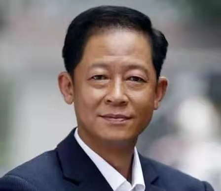 幸福娃|他是“奇葩”老戏骨，用独特演技，在演艺圈诠释精彩人生