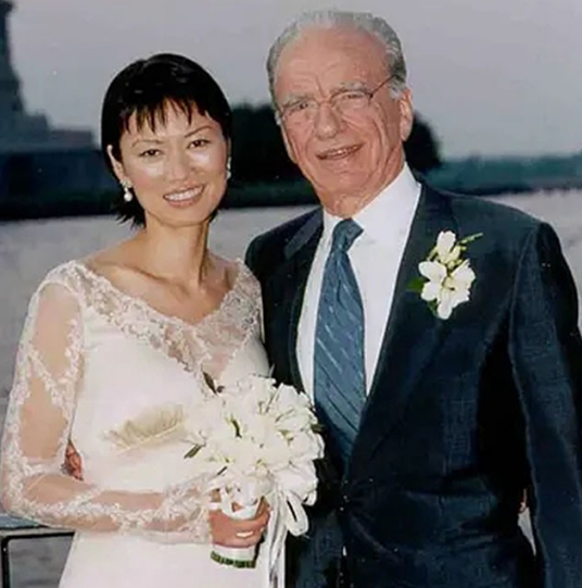 邓文迪|“悍妇”邓文迪：嫁百亿豪门却与首相暧昧，出轨仍拿走前夫268亿