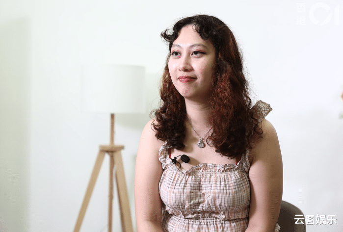 裕美|恭喜！“东涌罗浩楷”恋情曝光，22岁利爱安与初恋约会表现亲密