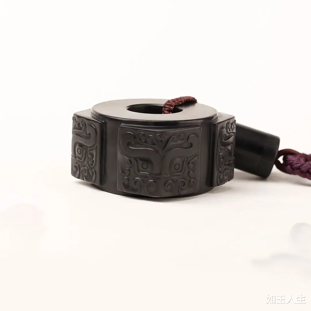 雕刻|珍禽瑞兽纹为什么往往要雕刻一双大眼睛？