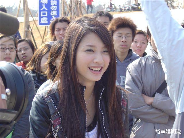 伏明霞|车祸猛如虎！超十位艺人因车祸去世，于月仙可惜，刘丹让人悲痛