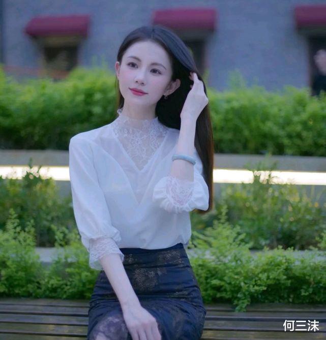 何三沫|女生可以尝试不同的穿搭风格,呈现不一样的气质,遇见更美的自己