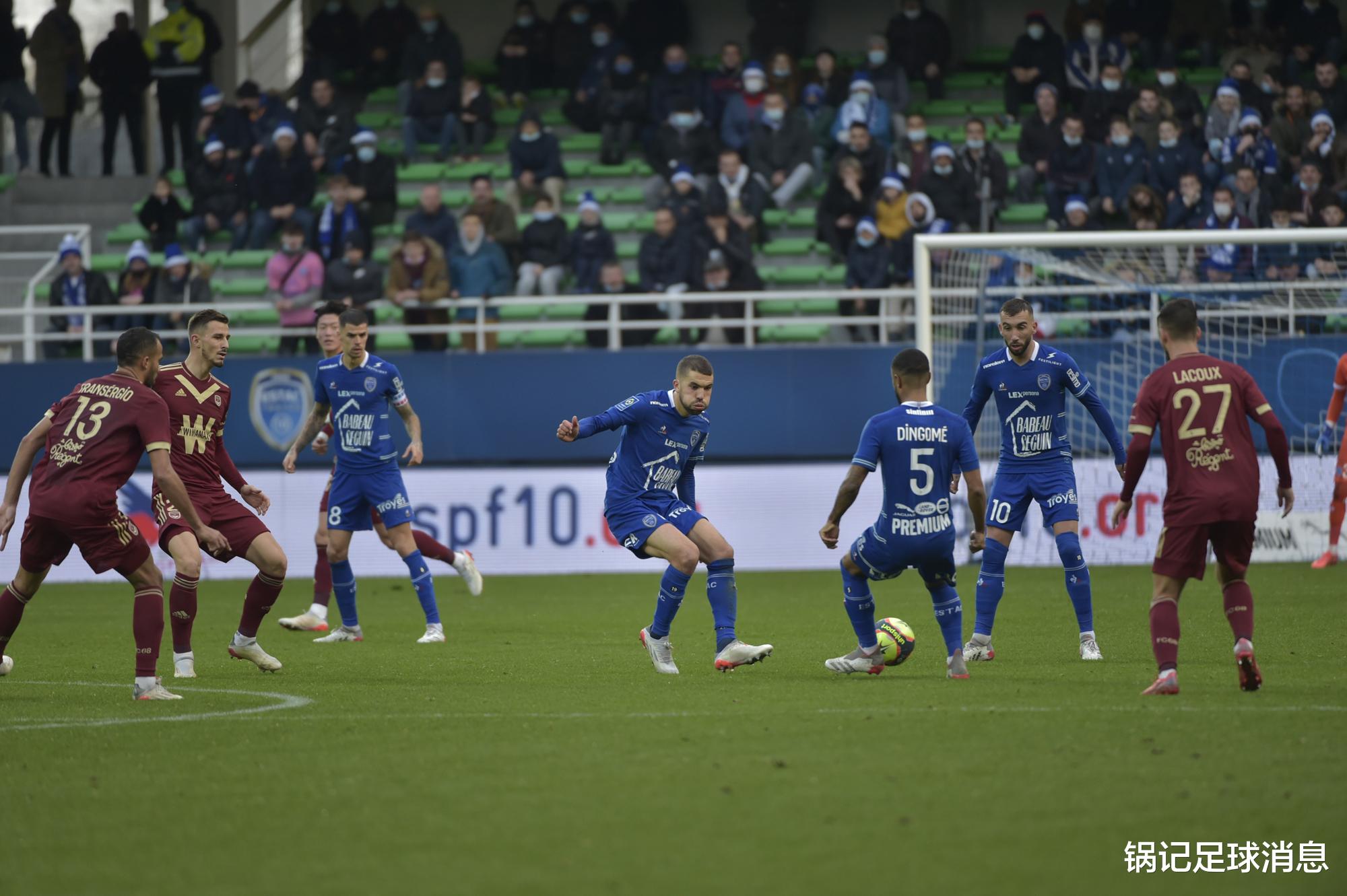 特魯瓦|聯(lián)賽8次領(lǐng)先8次丟分，這支法甲球隊，也屬實(shí)是倒霉透頂！