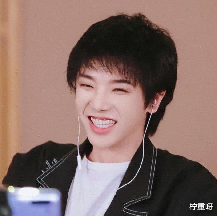 柠重呀|吴亦凡风波后，男方粉丝是非不分诋毁其他艺人，公然内涵华晨宇