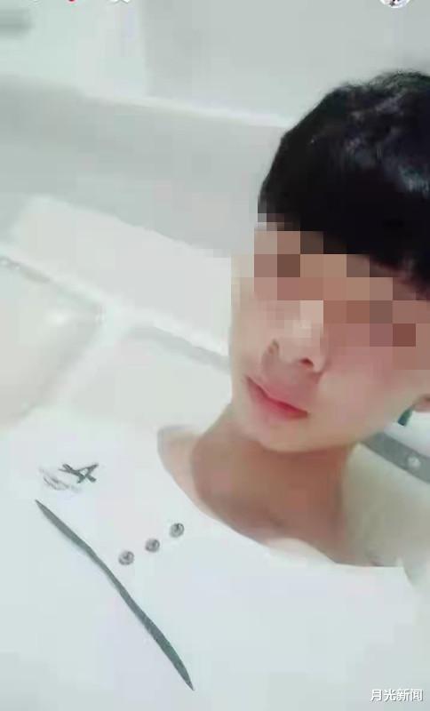 月光新闻 河南16岁少年过生日聚餐后离奇死亡,生前遭人殴打,家属:有太多疑点