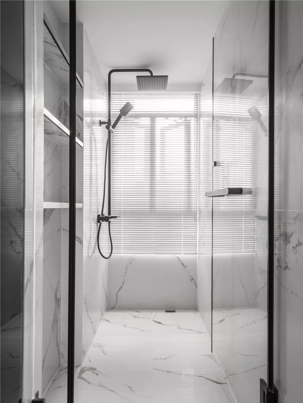 客卧互换+厨卫互换,打造宽厅阔厨超优质户型布局