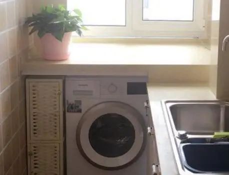 耗时2个月搬入86平新家，玄关柜超实用，厨卫瓷砖看着很漂亮！