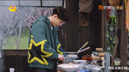 张哲瀚|藏不住了！发博秒删，他俩来真的？